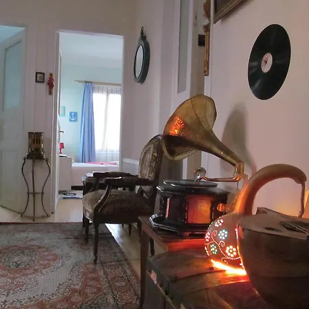 Rota Eylul Butik Bed & Breakfast