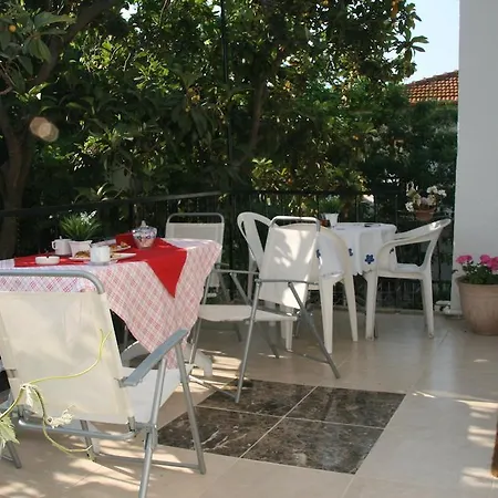 Bed & Breakfast Rota Eylul Butik